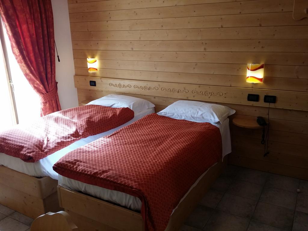 Hotel Raibl E Appartamenti Tarvisio Kamer foto