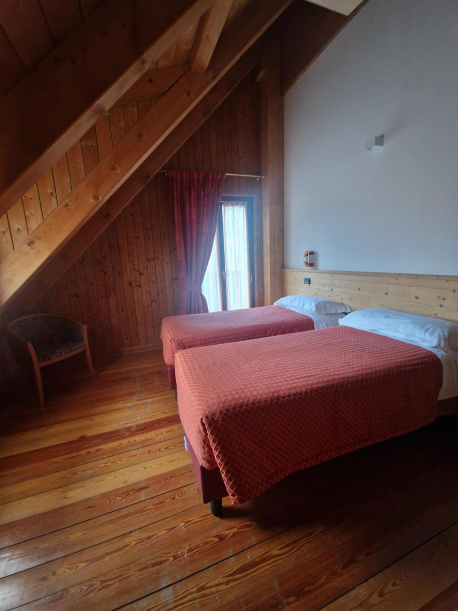 Hotel Raibl E Appartamenti Tarvisio Buitenkant foto