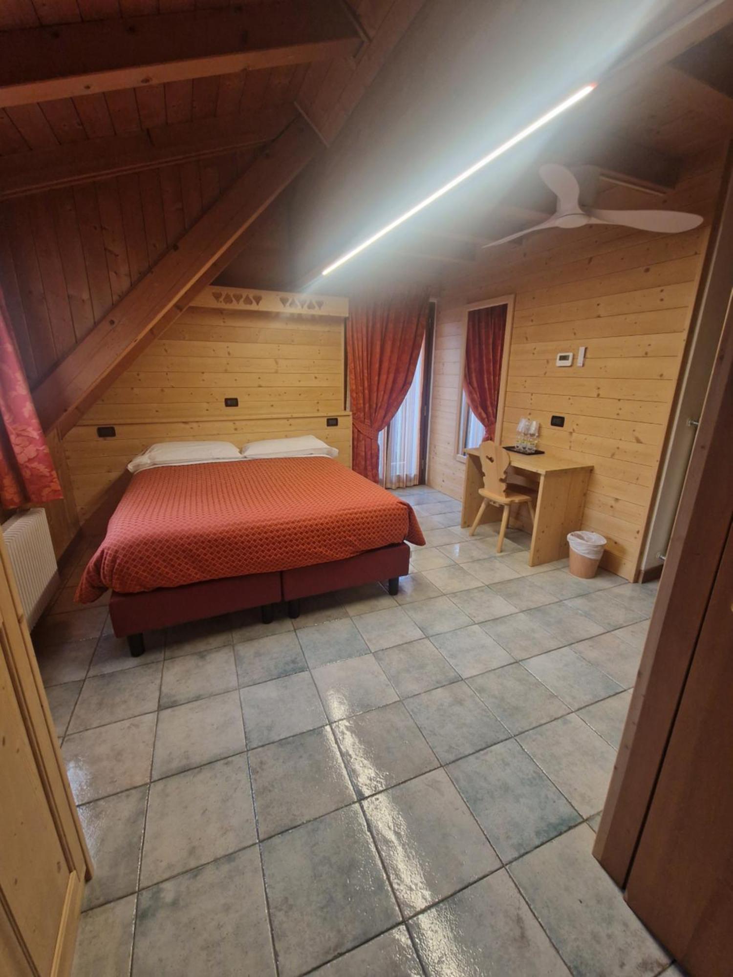 Hotel Raibl E Appartamenti Tarvisio Buitenkant foto