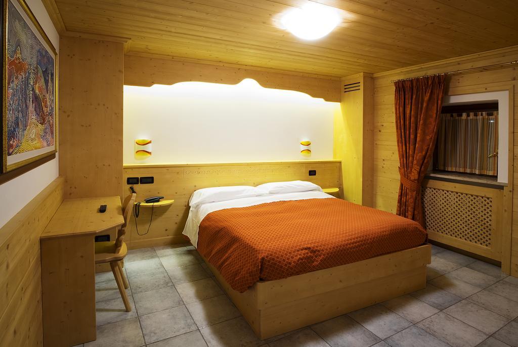 Hotel Raibl E Appartamenti Tarvisio Buitenkant foto